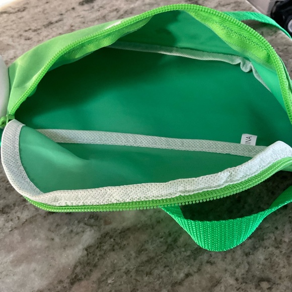 Lite Lucky & Lite fanny pack/belt bag with beer caddy - Picture 7 of 7